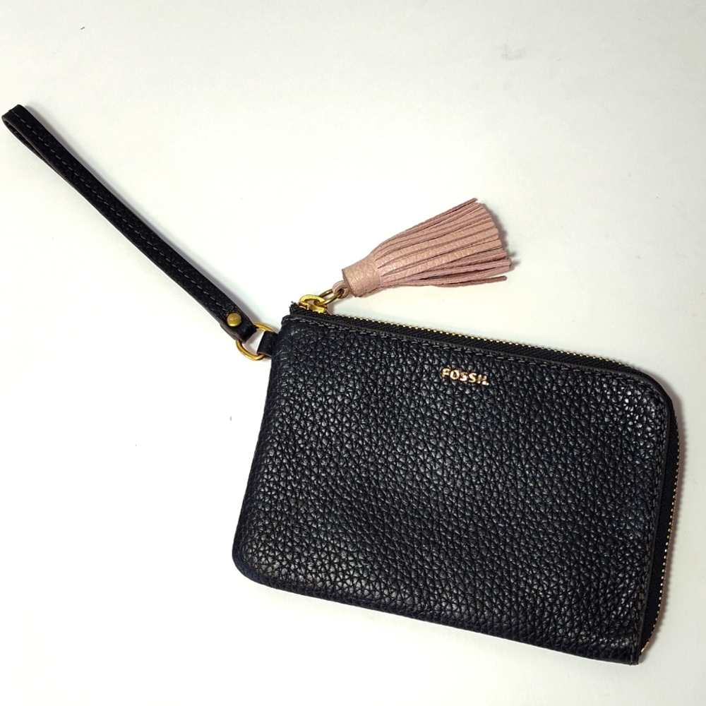 Fossil Wristlet